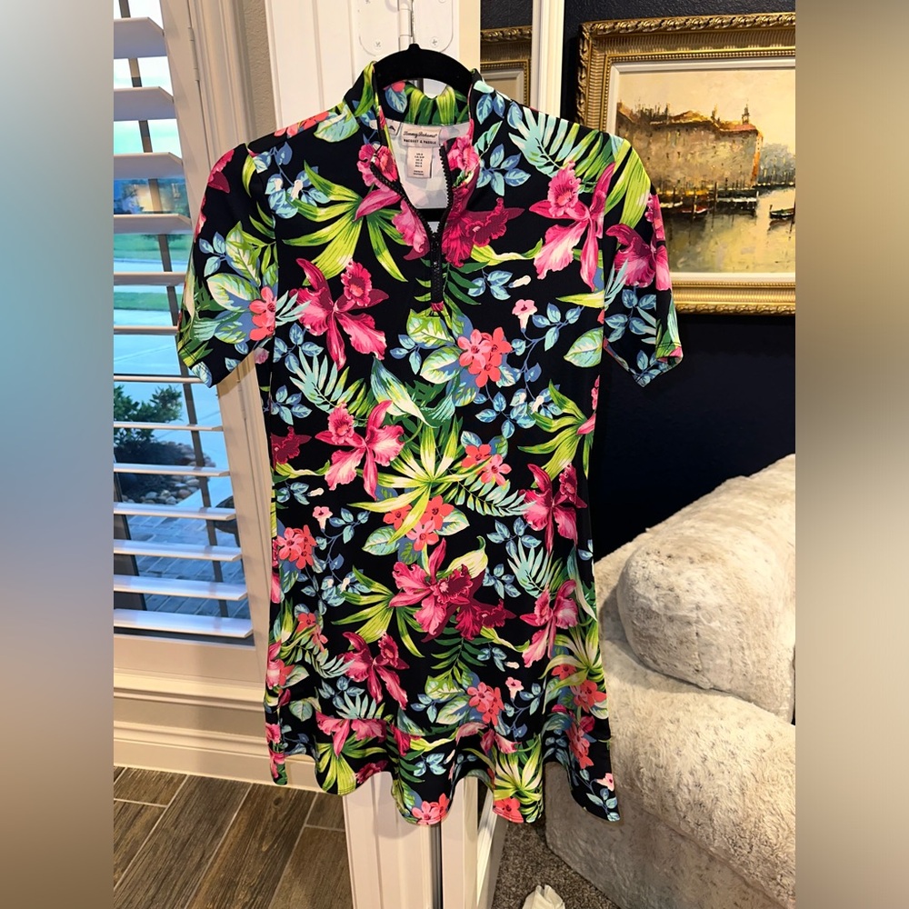 Tommy Bahama sports dress